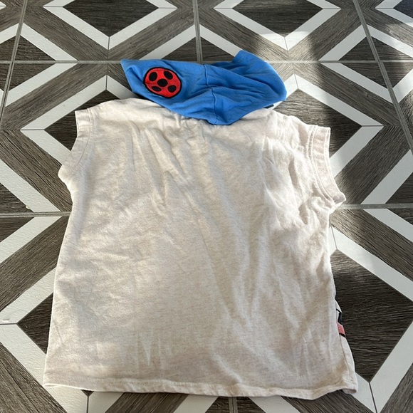 Miraculous ladybug hooded tshirt - Picture 12 of 12